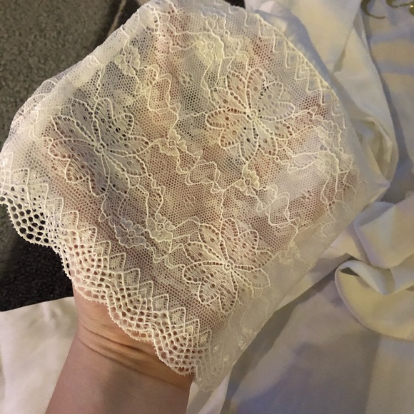 Bride Robe - Picture 2 of 3